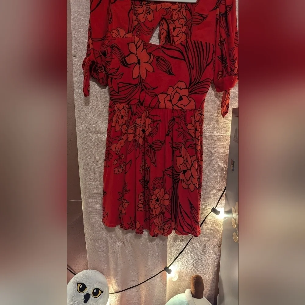 Band of the Free red and orange flower pattern dress size‎ small/medium